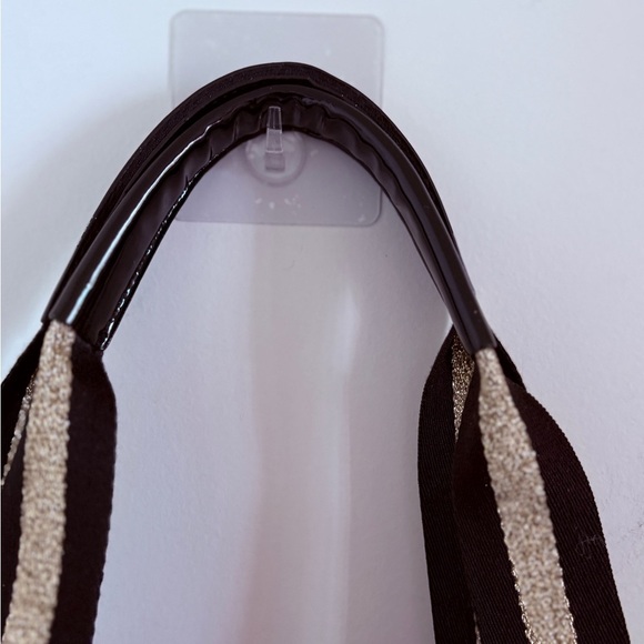 Victoria's Secret Sparkling Gold Tote BNWT - Picture 6 of 6